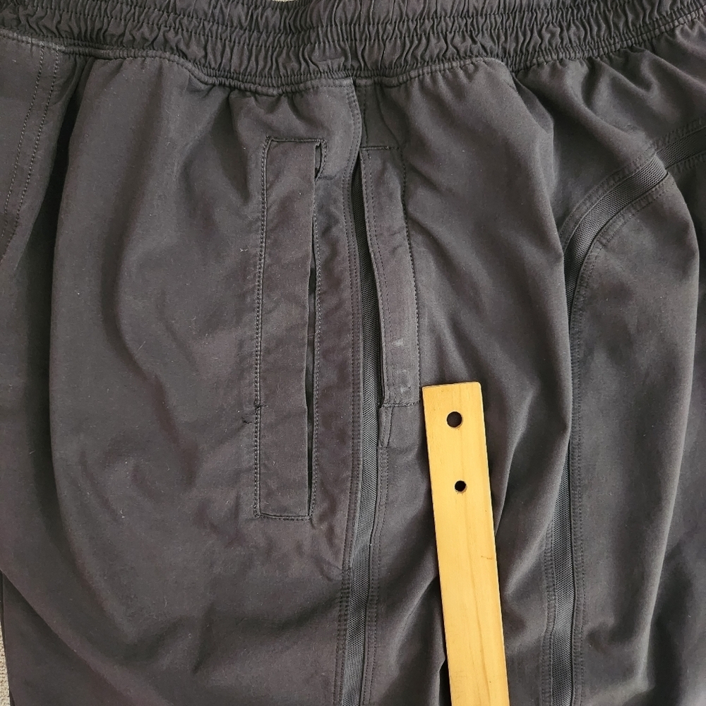 Lululemon Pace Breaker Short - Picture 7 of 8
